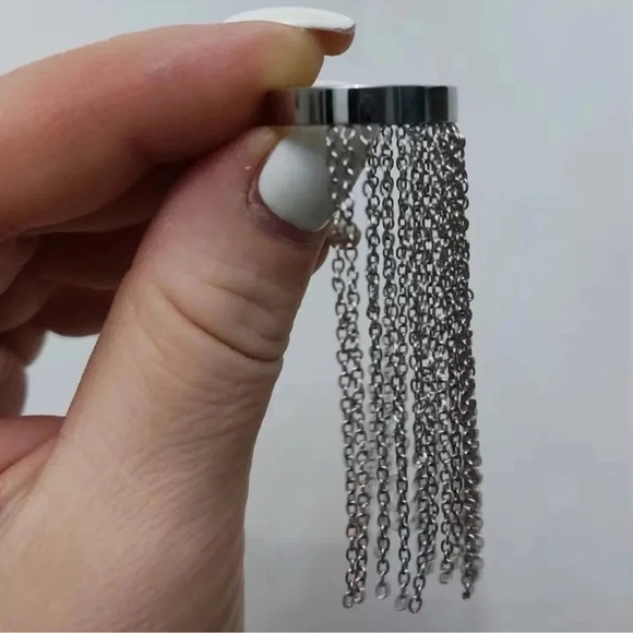 Anthropologie Metallic Chain Tassel Stainless Steel Waterproof Ring - Picture 11 of 15